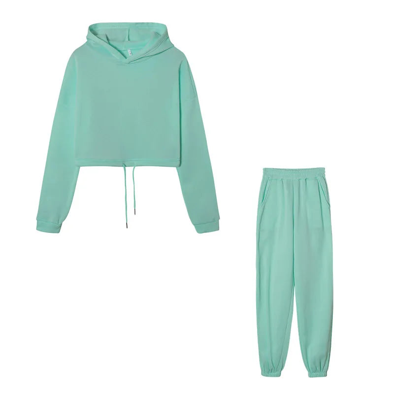 Women's Oversized Hoodie and Sweatpants Tracksuit