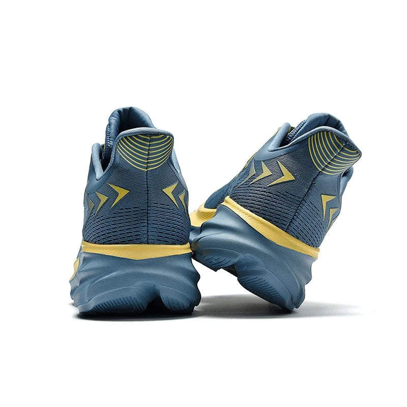 Men's Breathable Mesh Running Shoes for Outdoor Use