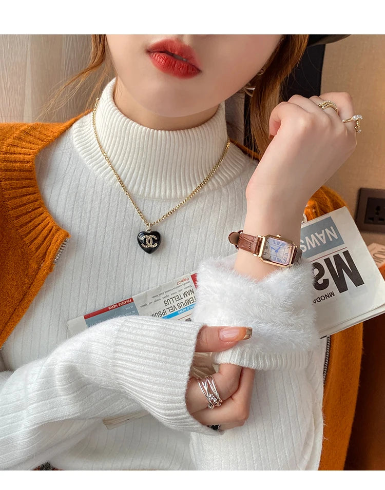 Women's Turtleneck Sweater with Velvet Lining