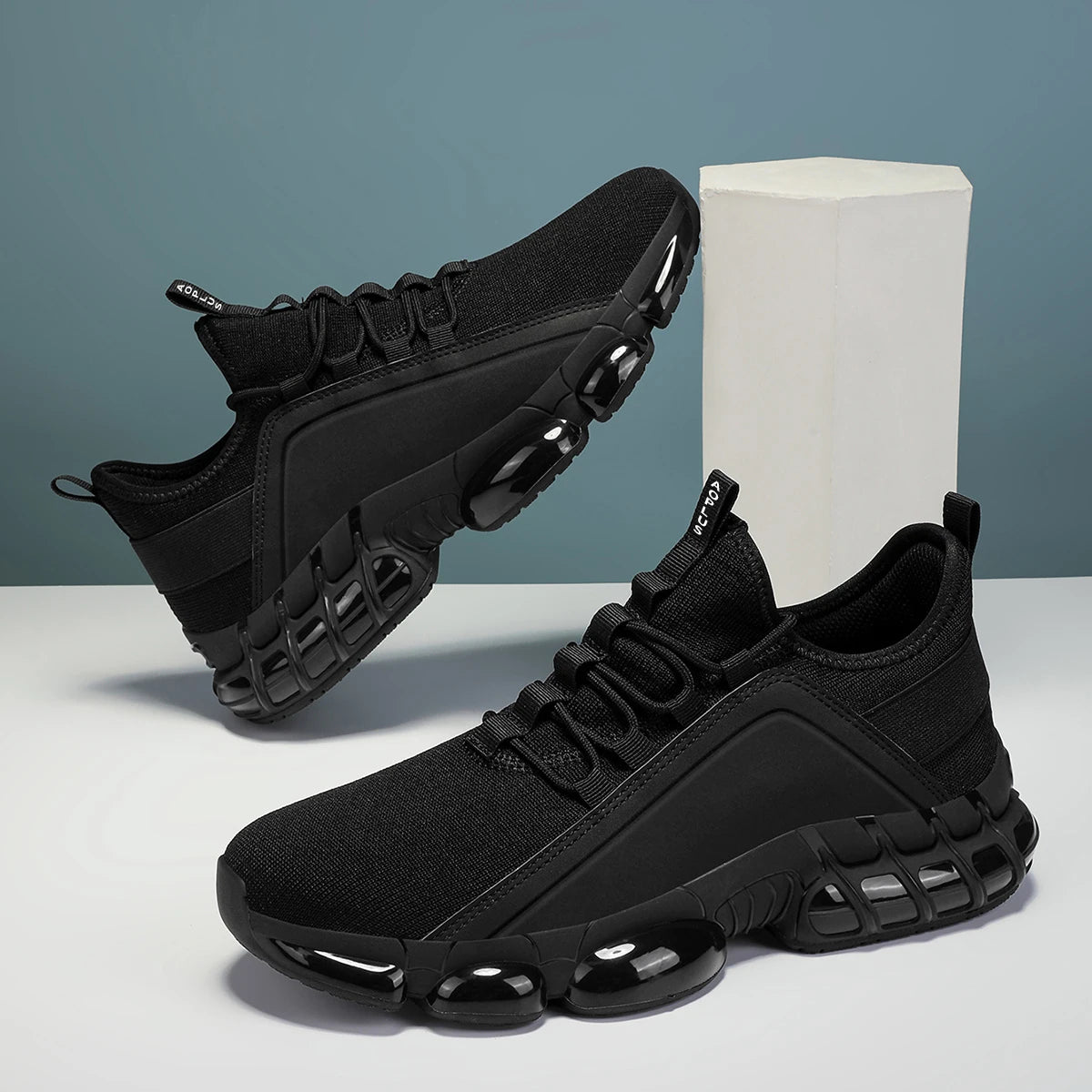 Men's Breathable Lightweight Casual Shoes