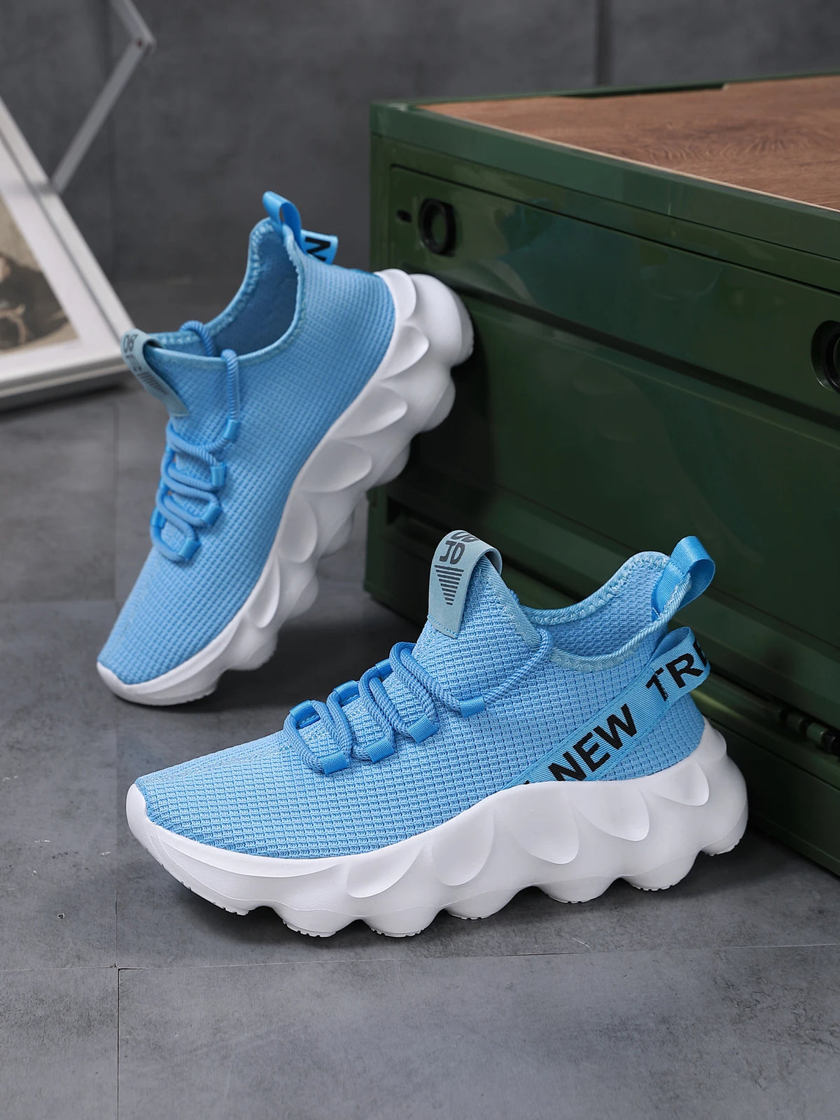 Men's Large Size Casual Hiking and Running Shoes