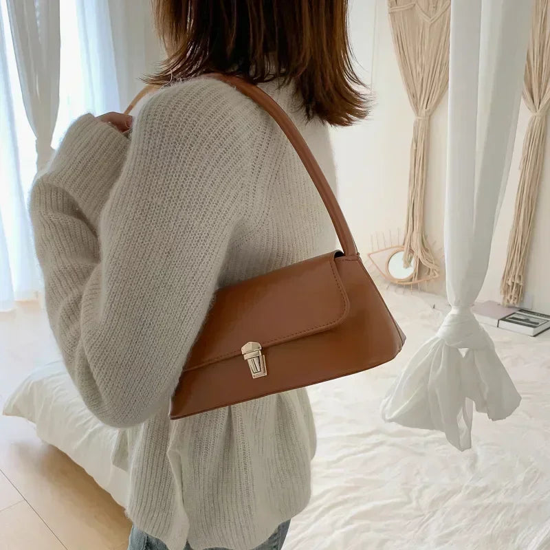 Luxury Women's Crossbody Shoulder Bag in Solid Color