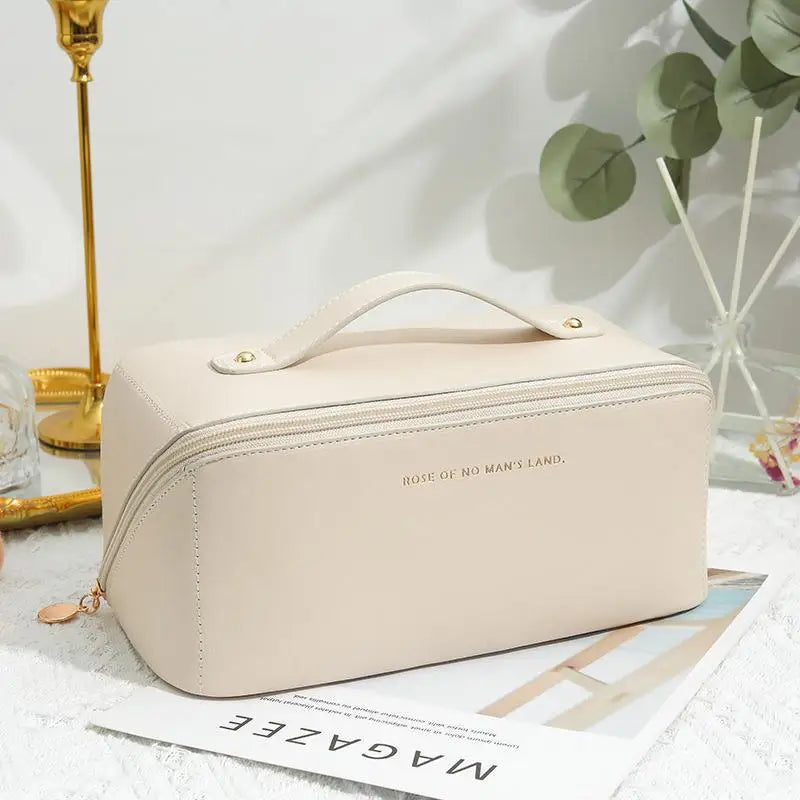 Toiletry Kit Bag Polyester Makeup Case for Travel