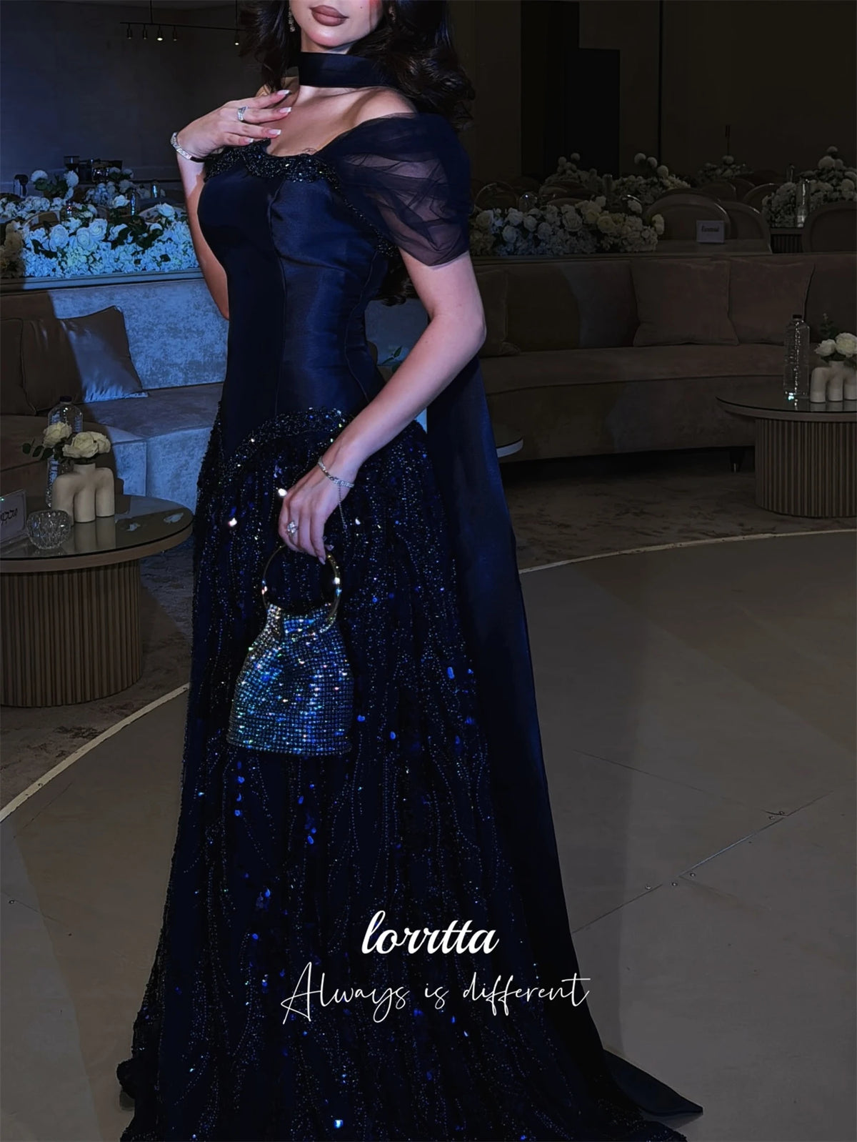 Luxury Satin Evening Dress with Sequins and Sweetheart Neckline
