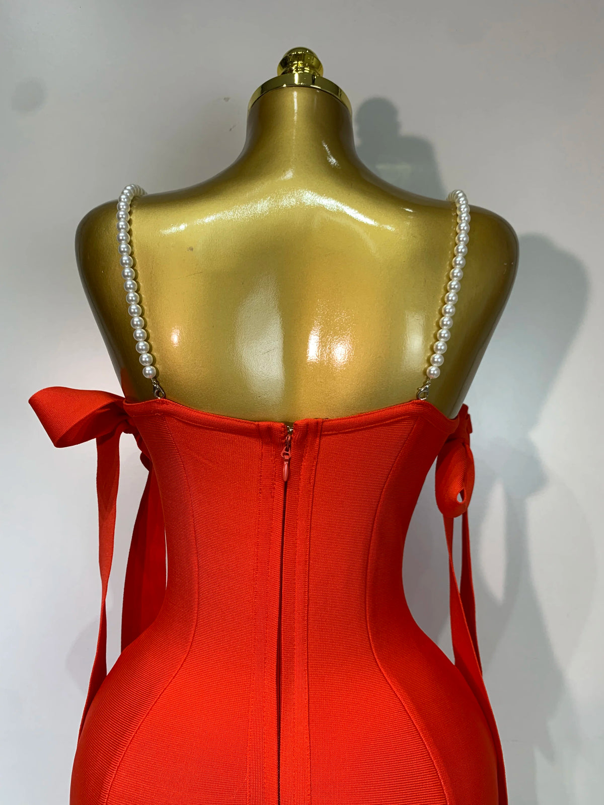 Women Backless Bodycon Bandage Dress with Pearls