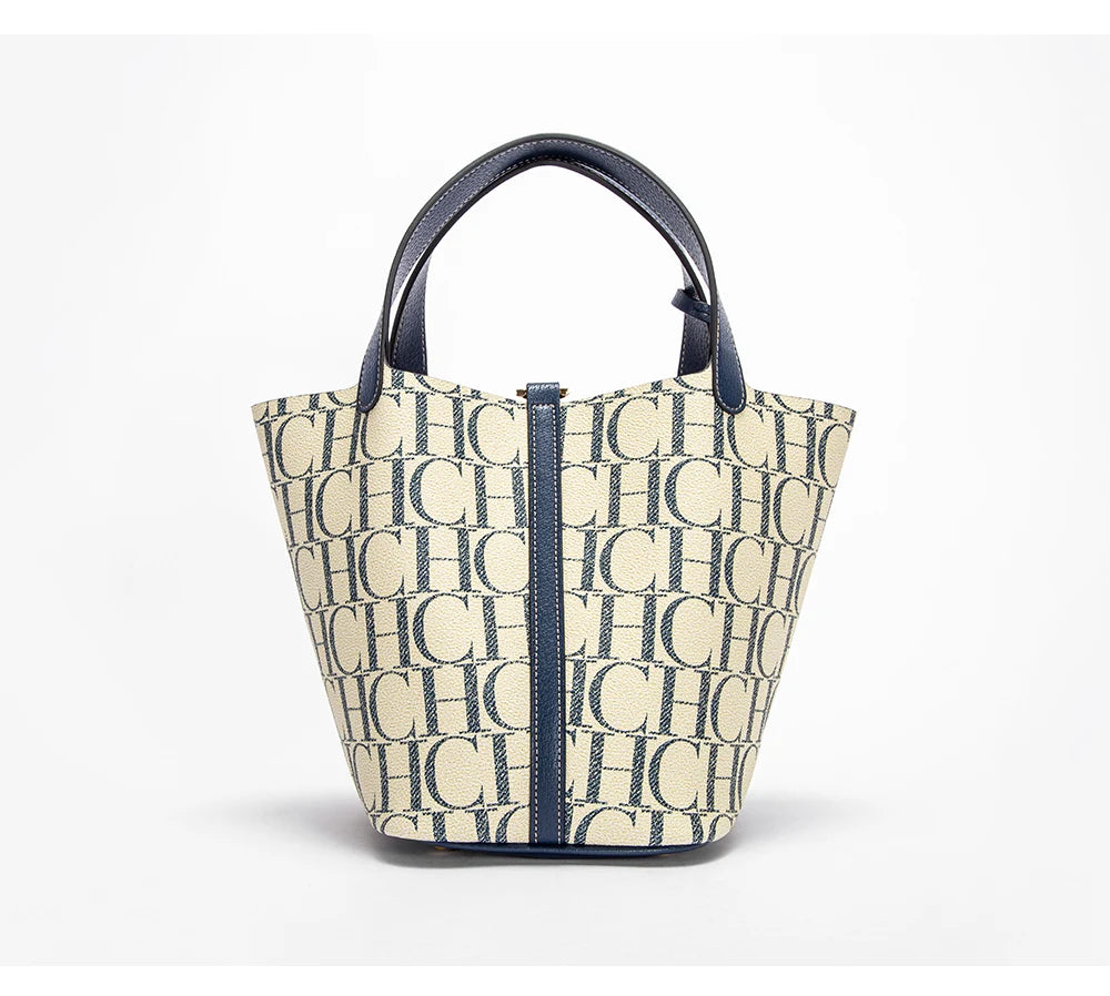 Large Capacity Women's Shoulder Bag with Letter Print