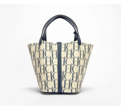 Large Capacity Women's Shoulder Bag with Letter Print