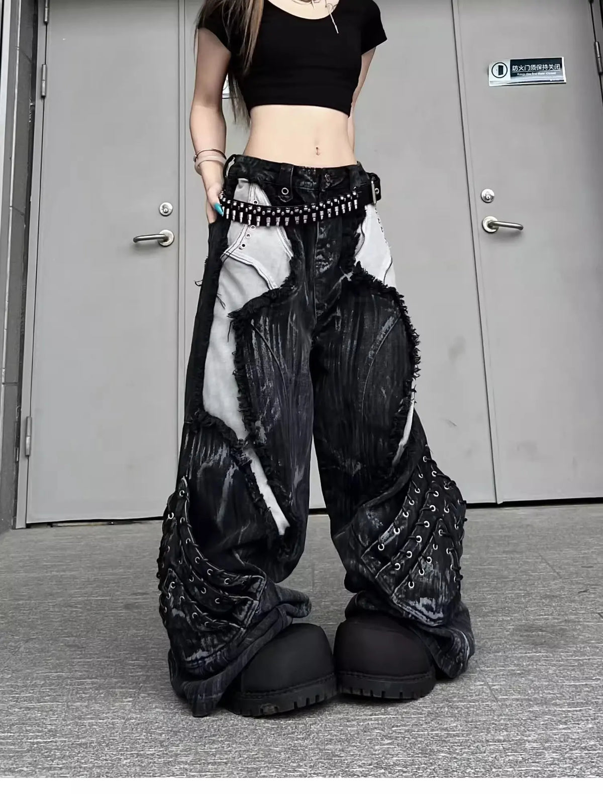 Vintage Distressed Wide Leg Cargo Jeans for Women