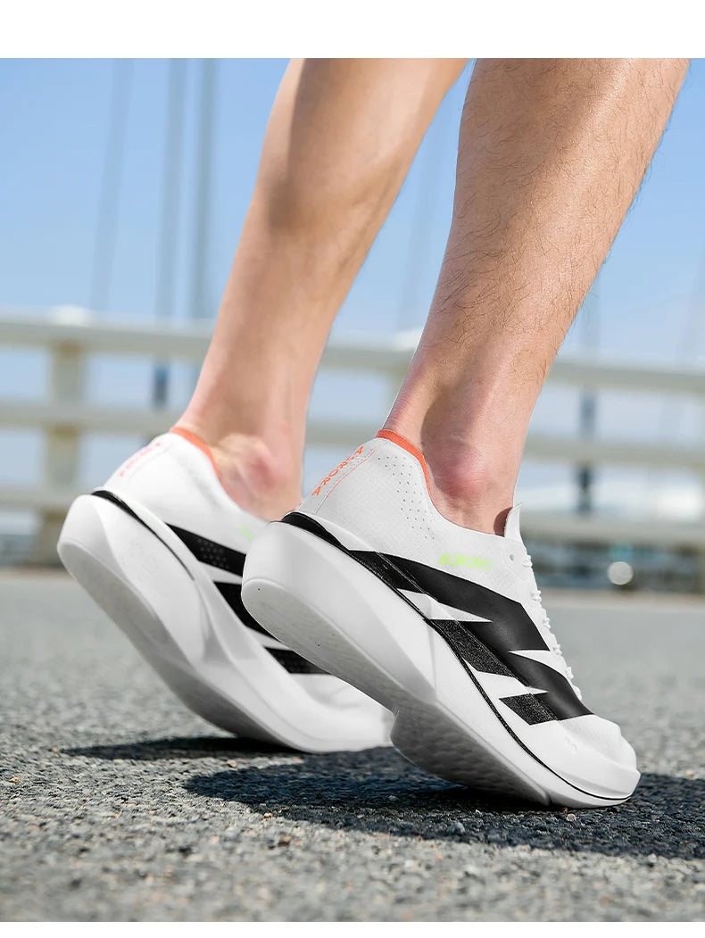 Men's Lightweight Breathable Running Shoes