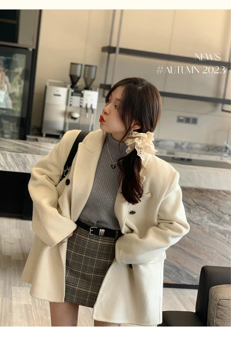 Women's Turtleneck Sweater with Velvet Lining