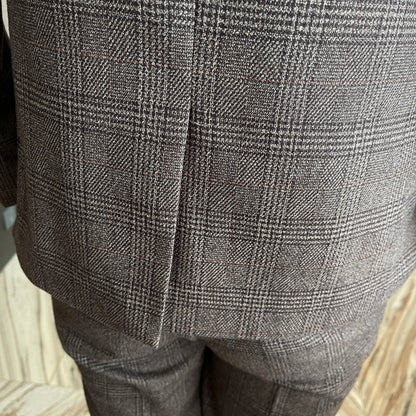 Modified Plaid Three-Piece Suit for Men