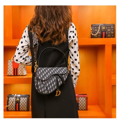 Pi8 Luxury Microfiber Leather Women Clutch Bag
