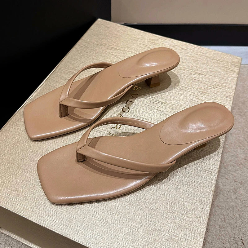 Women’s Low Heel Clip Toe Slippers for Summer Casual Wear