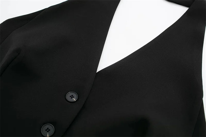 MUJER Off Shoulder Black White Cropped Vest