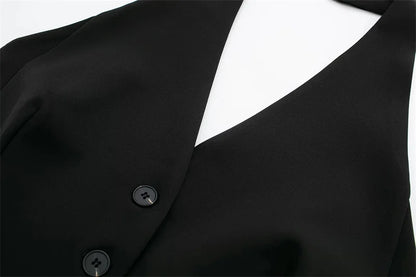 MUJER Off Shoulder Black White Cropped Vest
