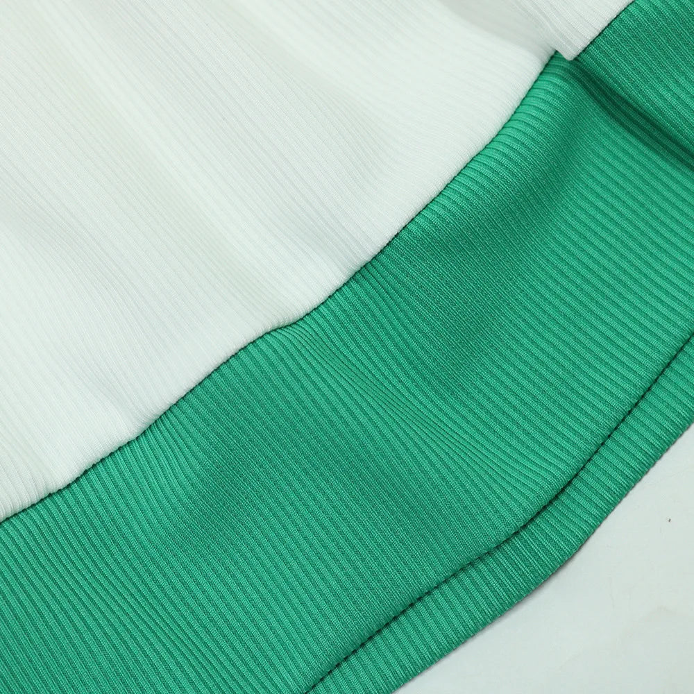 CM.YAYA Women's Sleeveless V-Neck Vest and Pleated Skirt