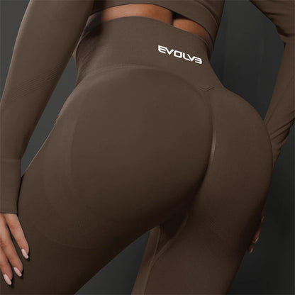 Evolve Women's Seamless Peach Leggings for Yoga and Fitness