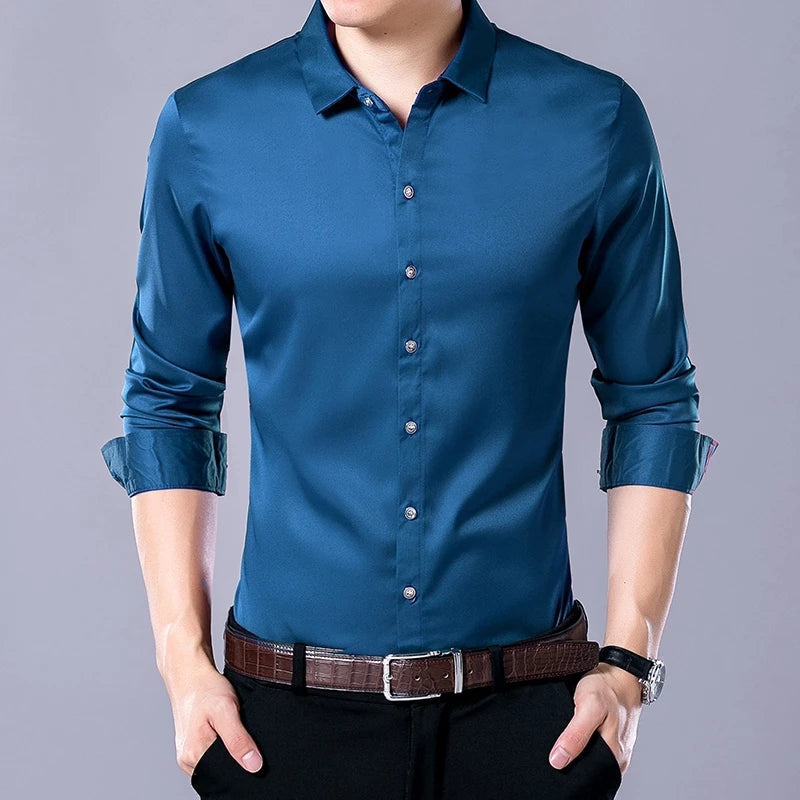 Men's Casual Long Sleeved Shirt in Solid Color