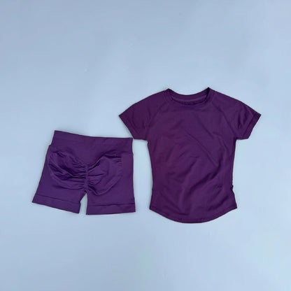 Seamless Yoga Top and Shorts Set for Women