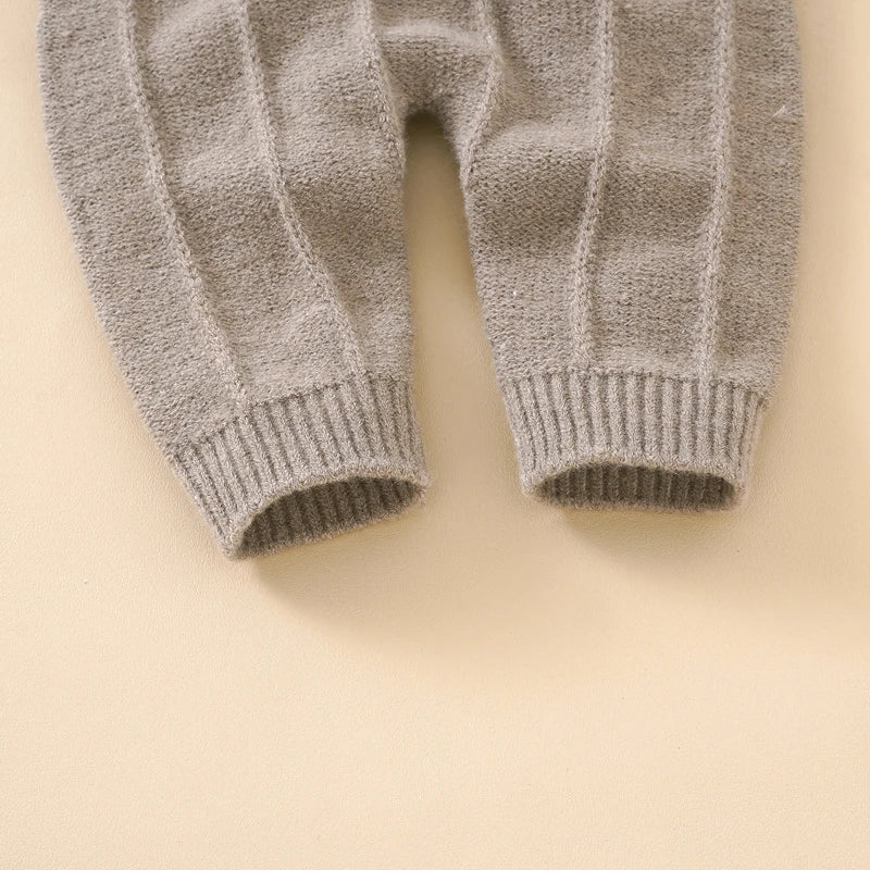 Sleeveless Knitted Baby Romper Set for Newborns