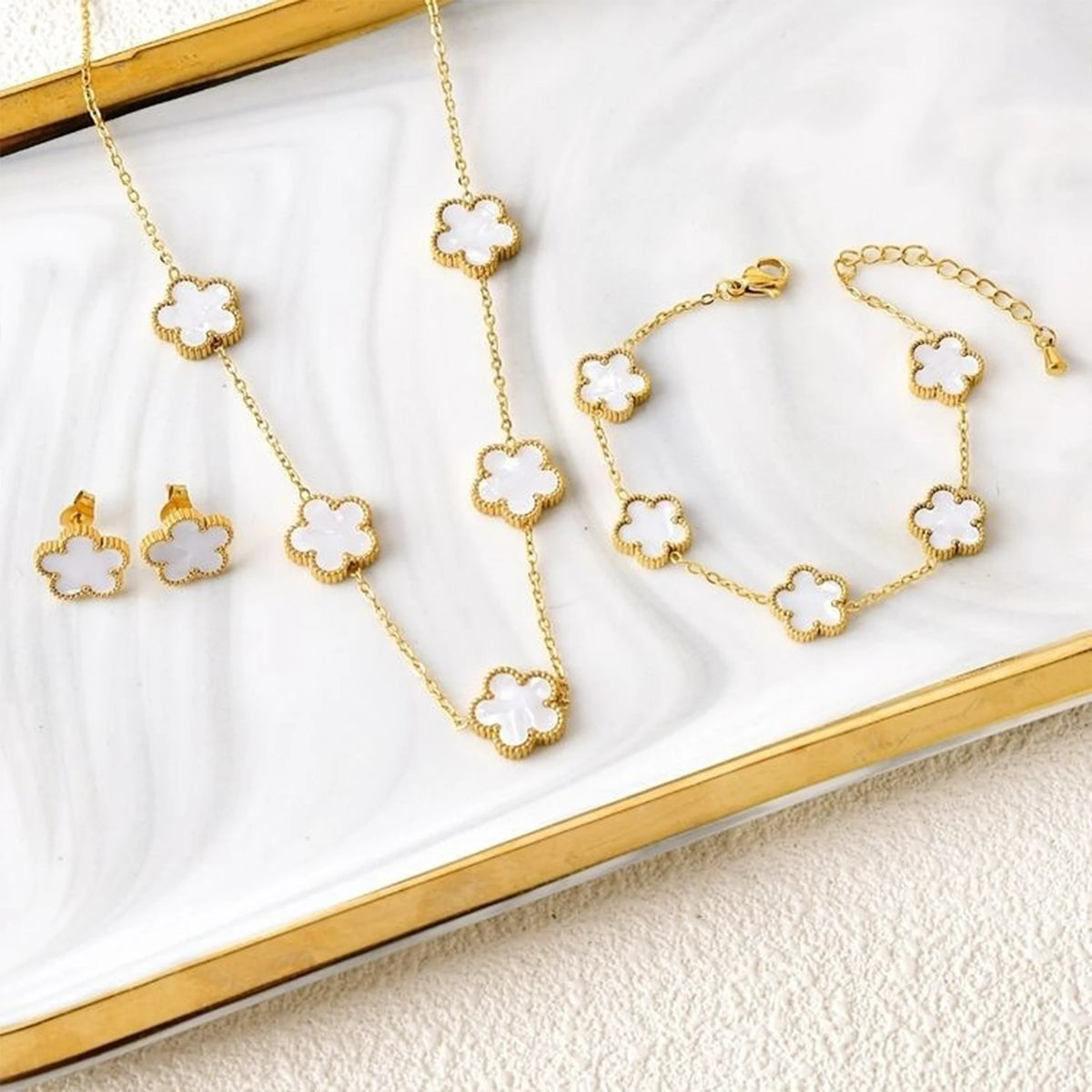 18k Gold-Plated Five-Leaf Flower Jewelry Set