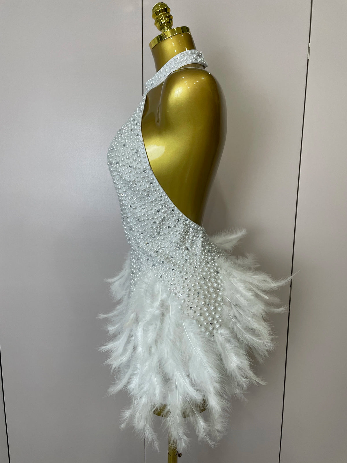 Luxury Rhinestones Pearls Feathers Halter Backless Dress