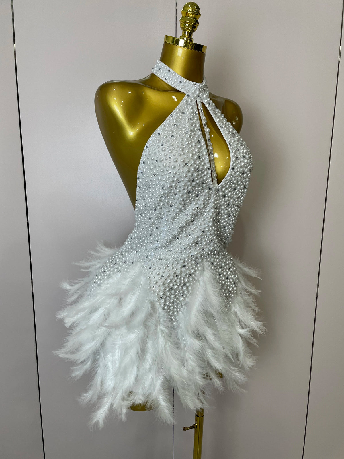 Luxury Rhinestones Pearls Feathers Halter Backless Dress