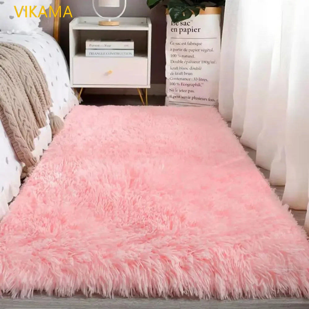 VIKAMA Solid Color Polyester Plush Carpet