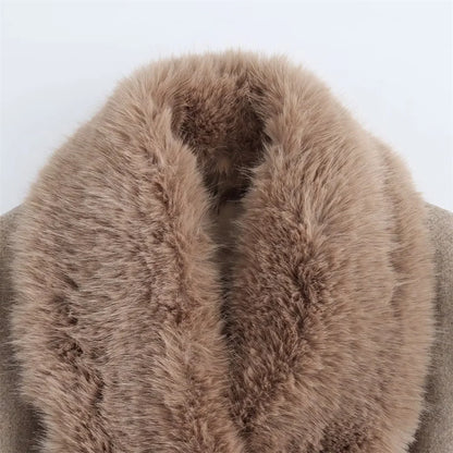 Women's Long Polyester Coat with Fur Collar and Pockets