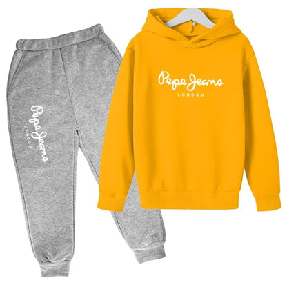 Leisure Letter Print Hoodie and Pants Tracksuit Set
