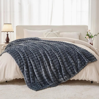 3D Bubble White Plush Fleece Throw Blanket