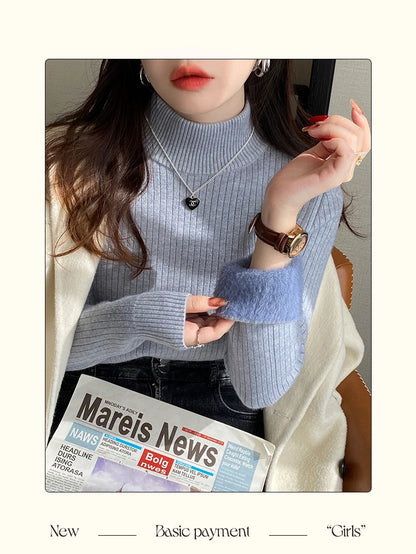 Women's Turtleneck Sweater with Velvet Lining