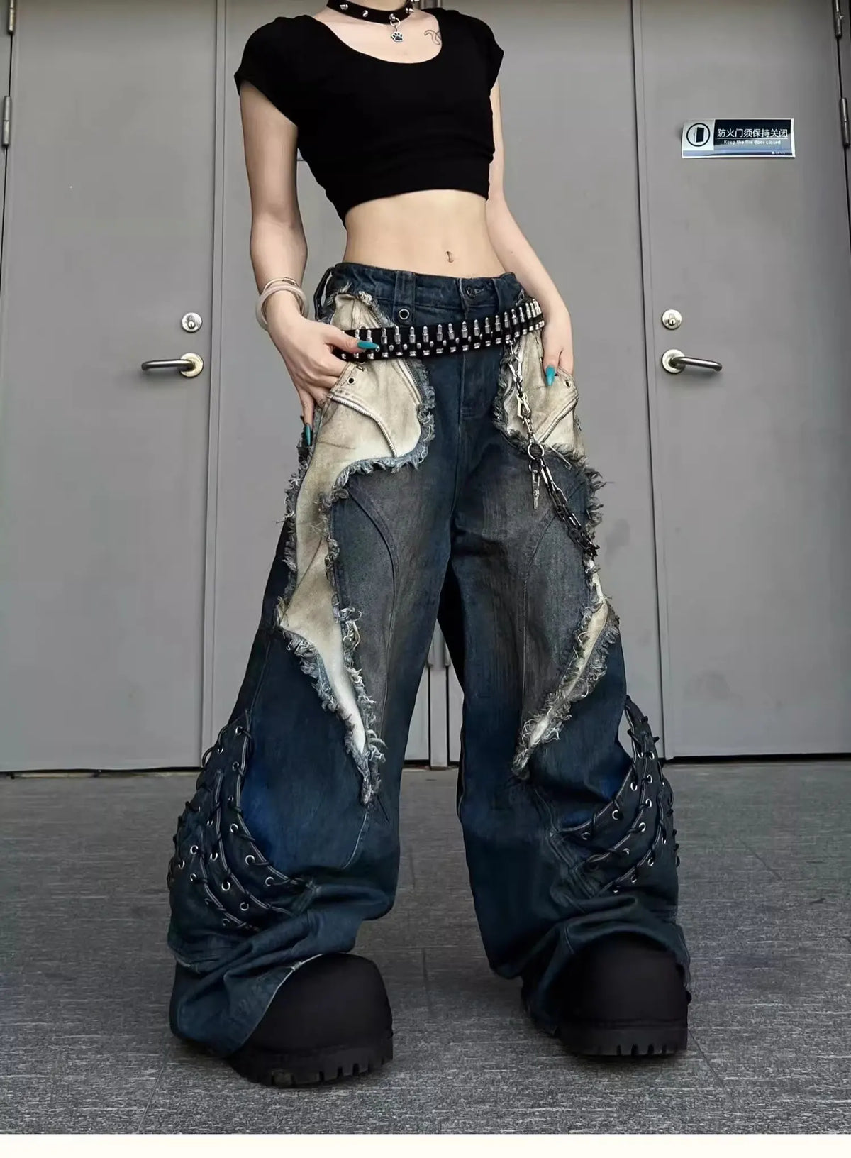 Vintage Distressed Wide Leg Cargo Jeans for Women