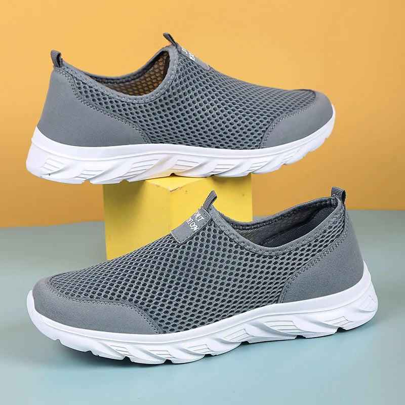 Lightweight Breathable Slip-On Men Casual Shoes Size 39-47