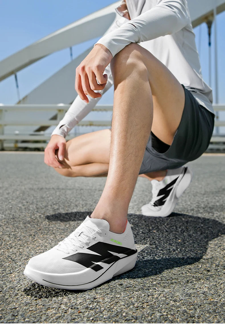 Men's Lightweight Breathable Running Shoes