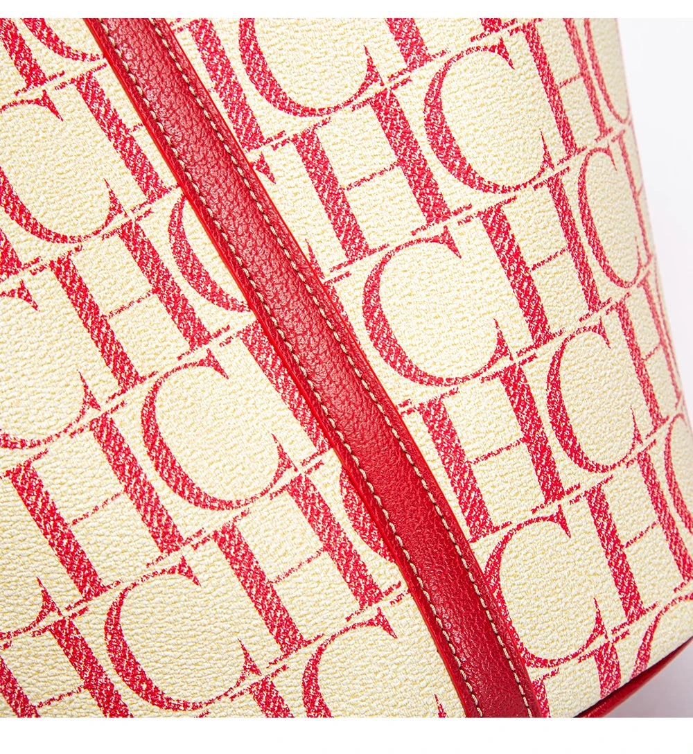 Large Capacity Women's Shoulder Bag with Letter Print