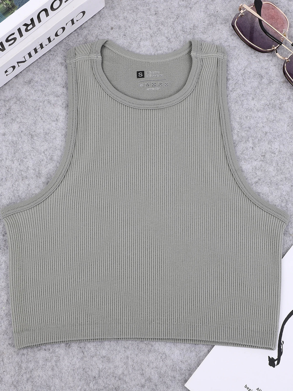 Nylon Seamless Knitted Yoga Vest for Women