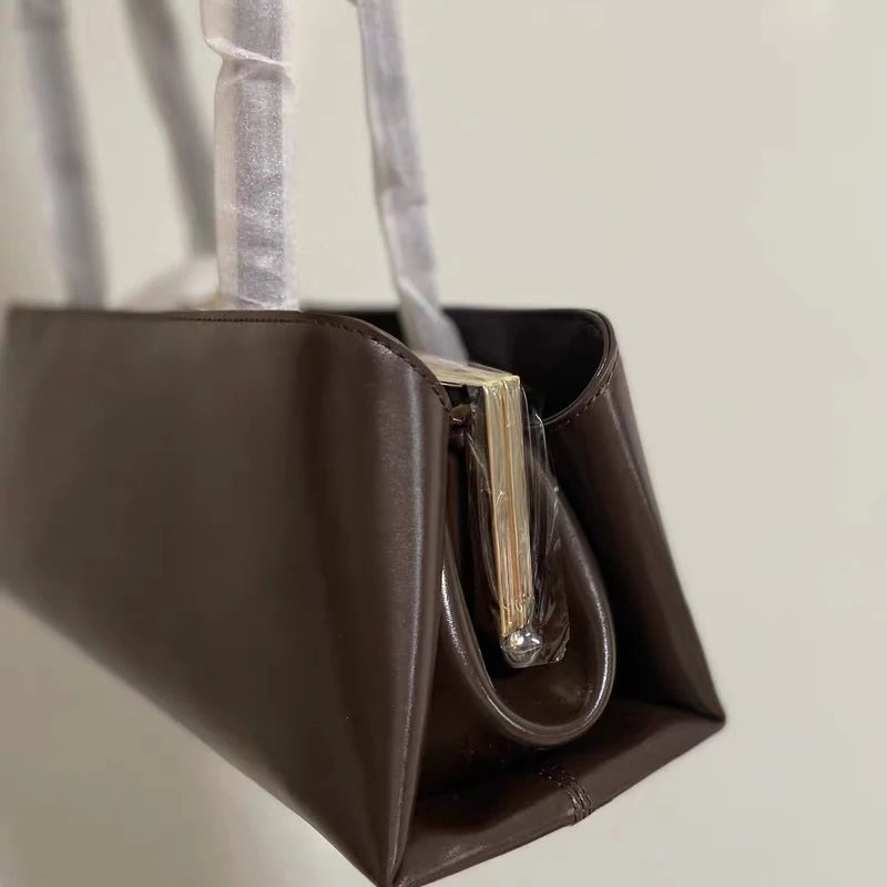 Luxury Pu Leather Shoulder Bag with Magnetic Clip