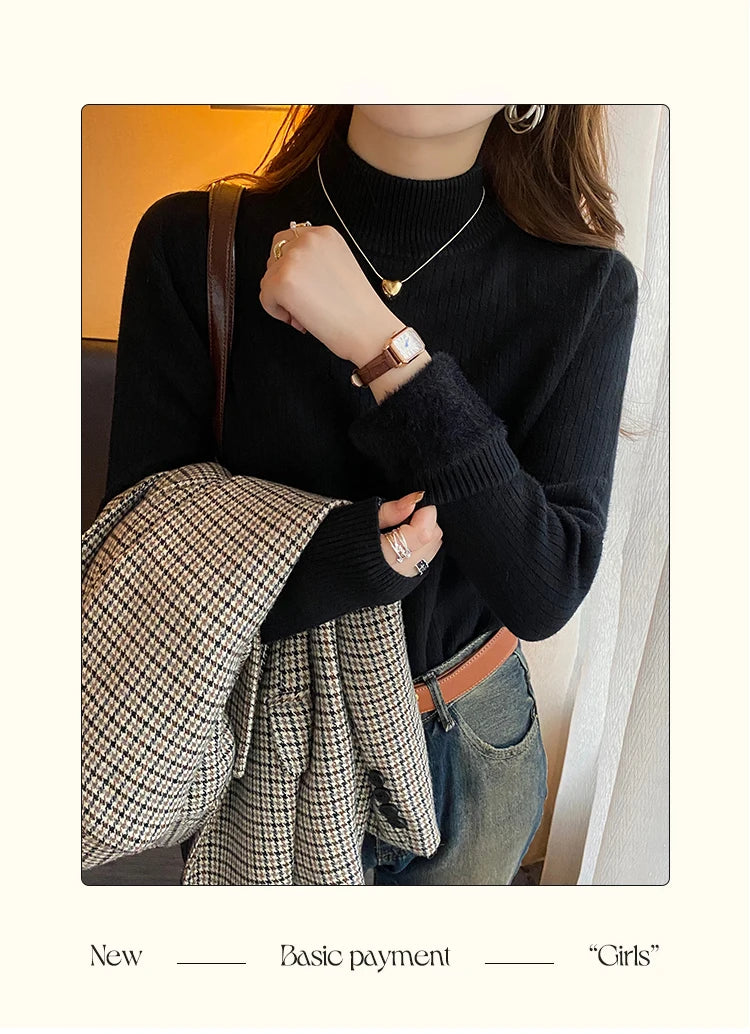 Women's Turtleneck Sweater with Velvet Lining