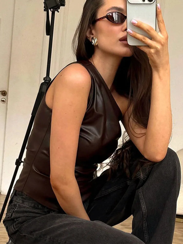 Slim Sleeveless One-Shoulder Zipper Jacket