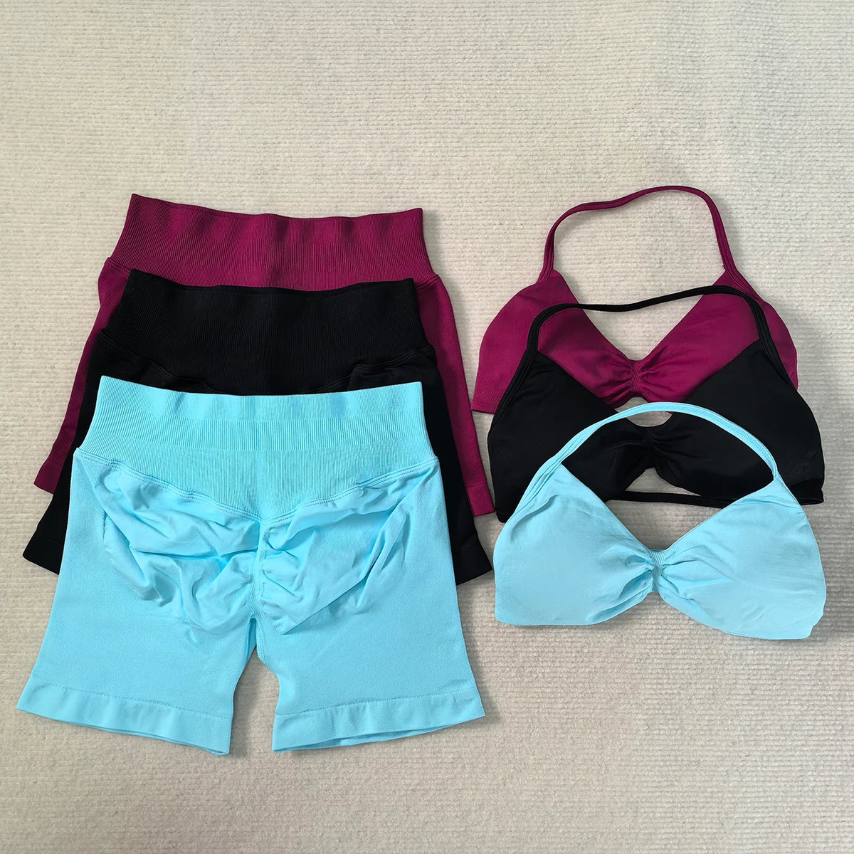 Seamless Strappy Yoga Bra and Scrunch Butt Shorts Set