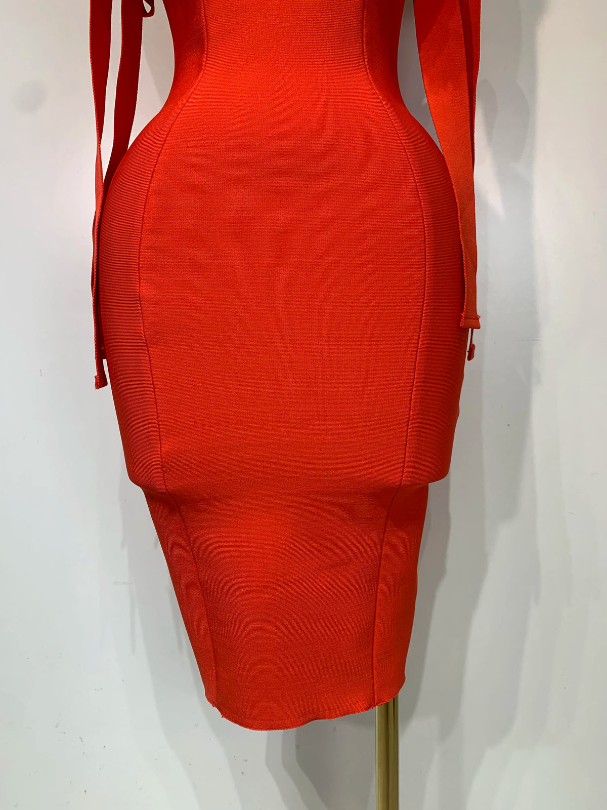 Women Backless Bodycon Bandage Dress with Pearls