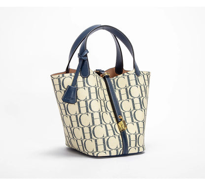 Large Capacity Women's Shoulder Bag with Letter Print