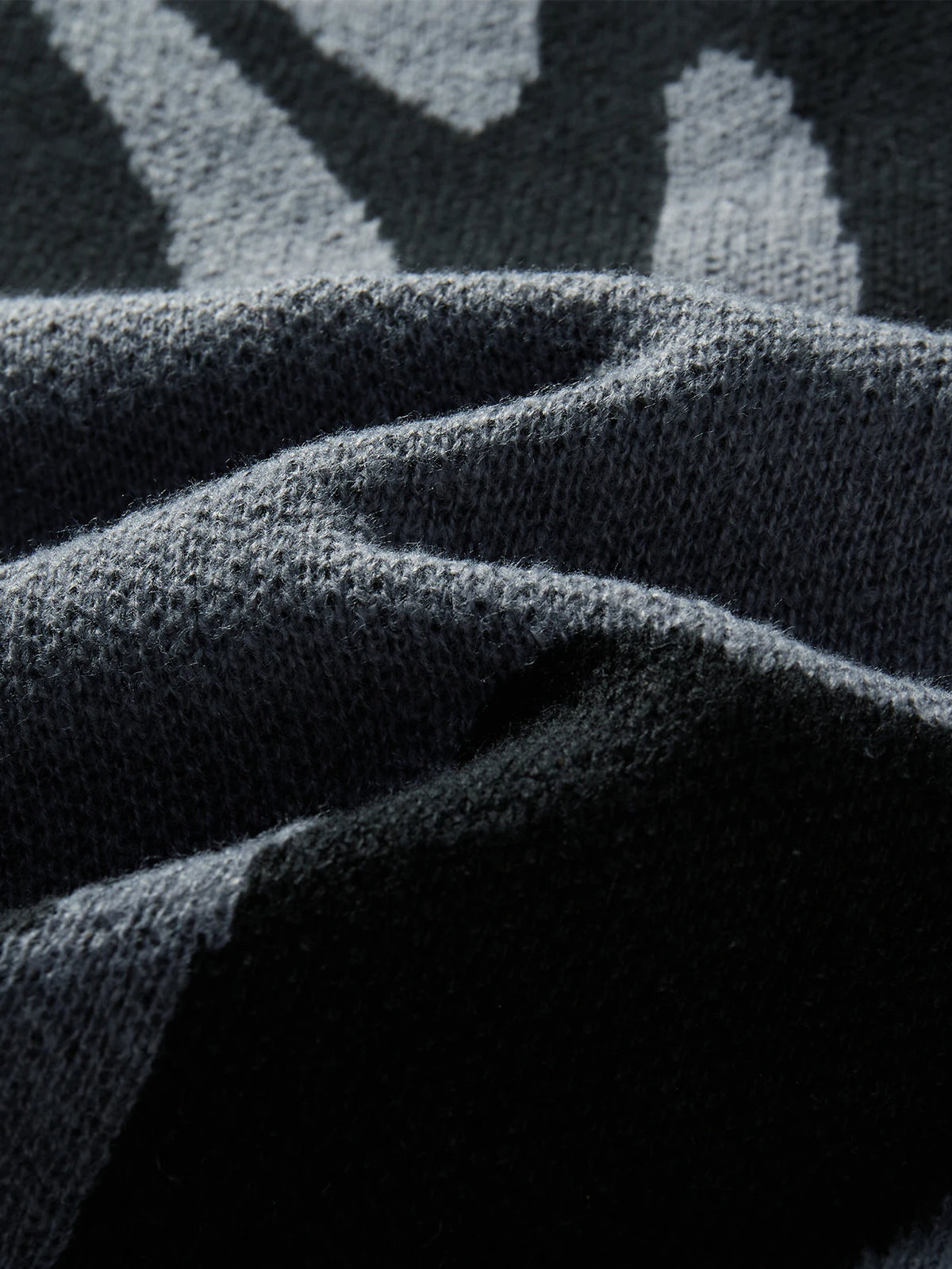 Irregular Jacquard Pattern Pullover Sweater Men Casual