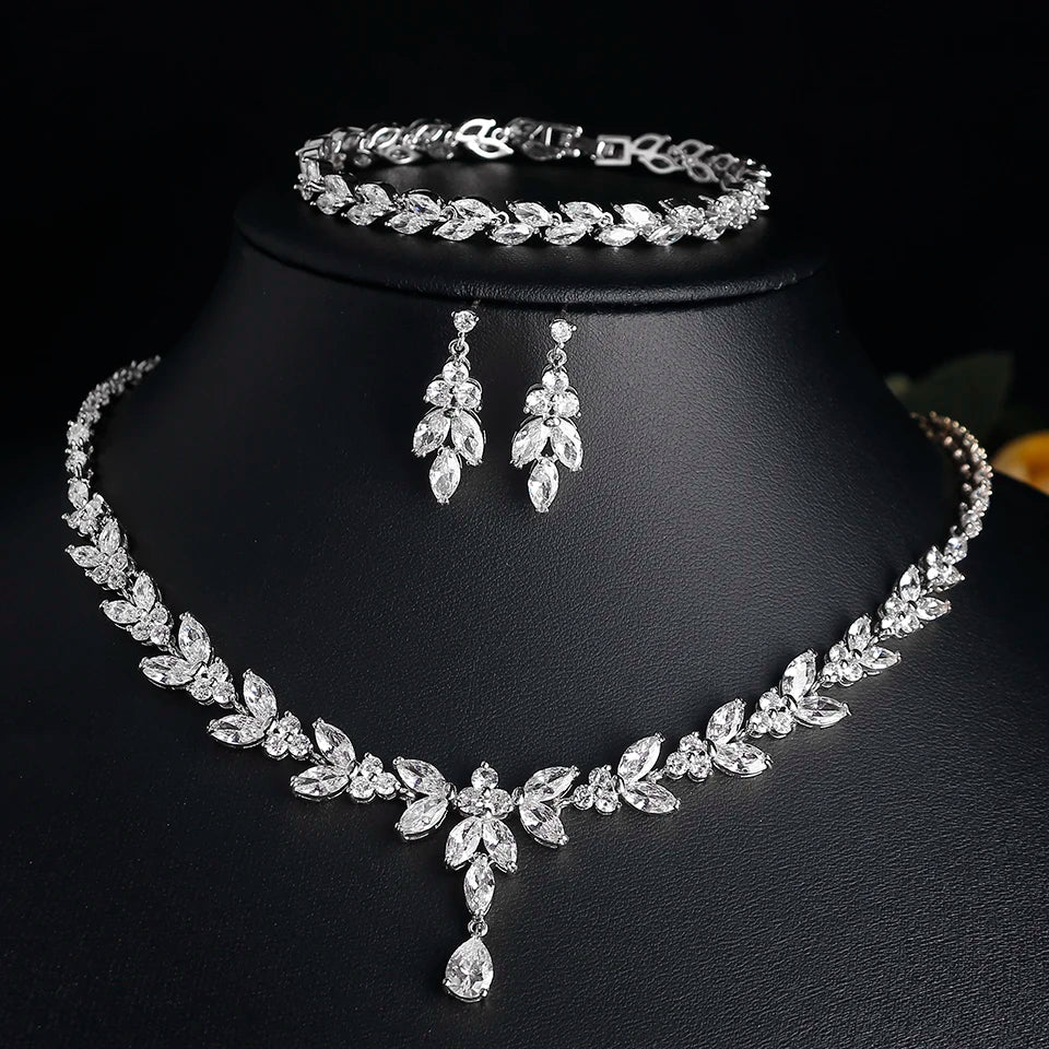 ZAKOL Brilliant Zirconia Leaf Jewelry Set for Women