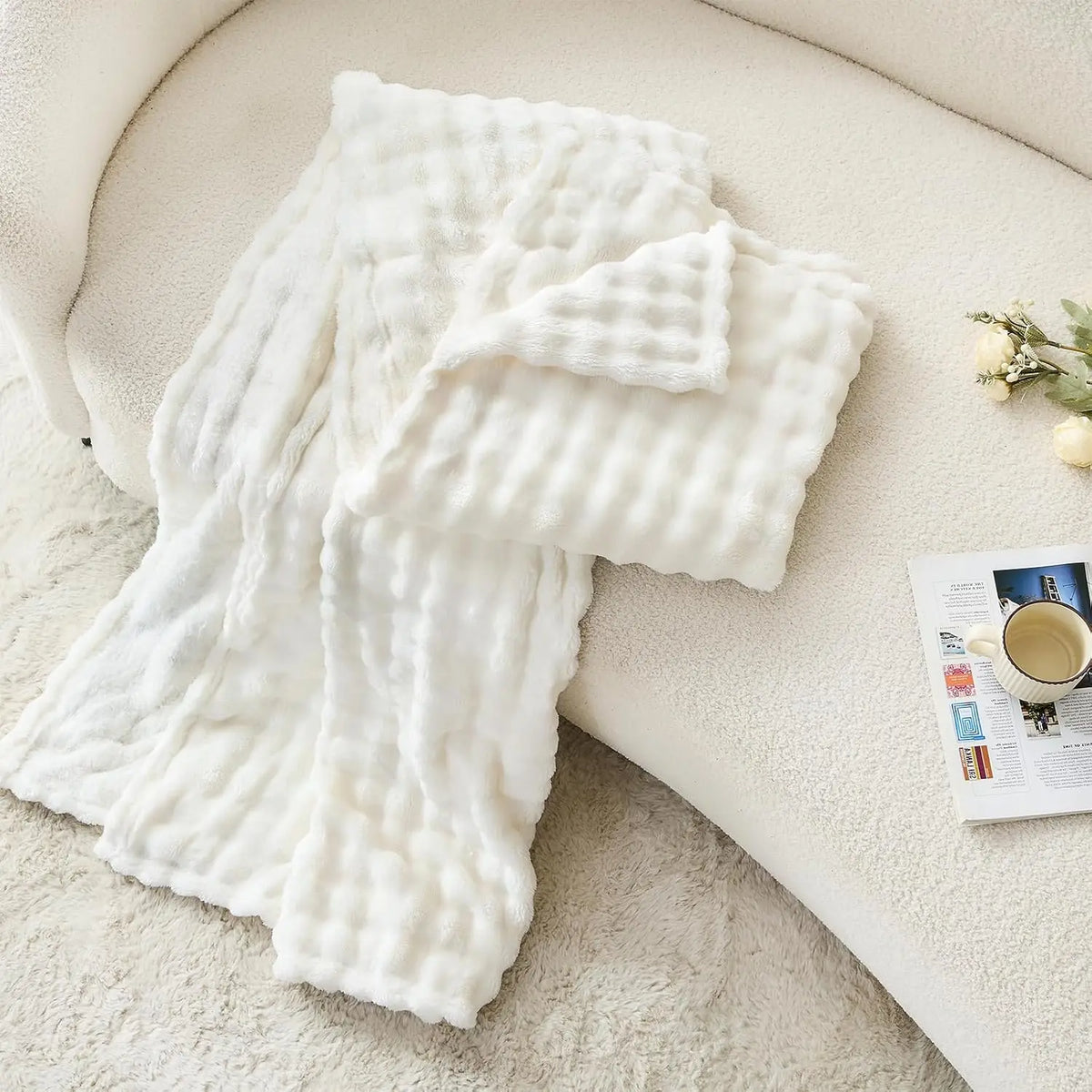 3D Bubble White Plush Fleece Throw Blanket