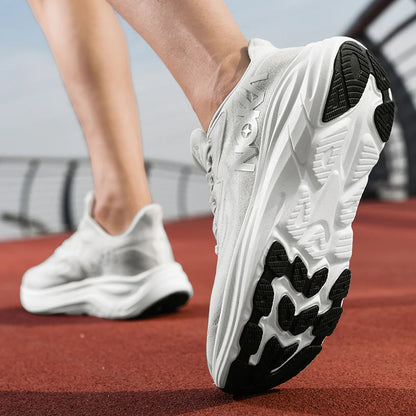Men's Breathable Sports Running Shoes for Outdoor Use