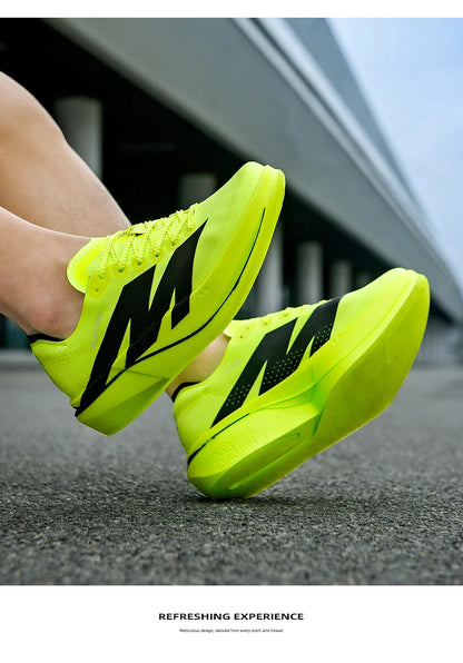 Men's Lightweight Breathable Running Shoes