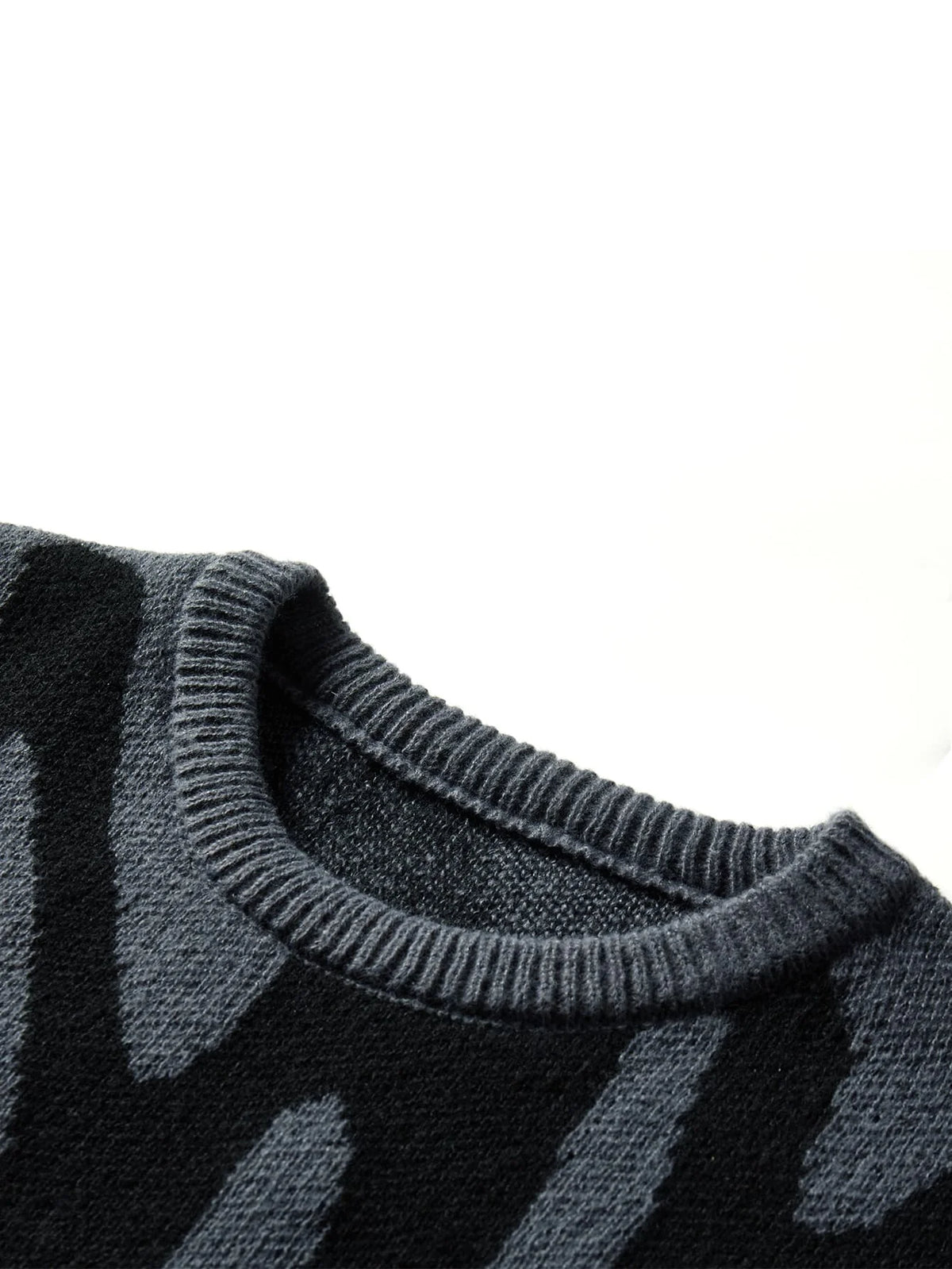 Irregular Jacquard Pattern Pullover Sweater Men Casual