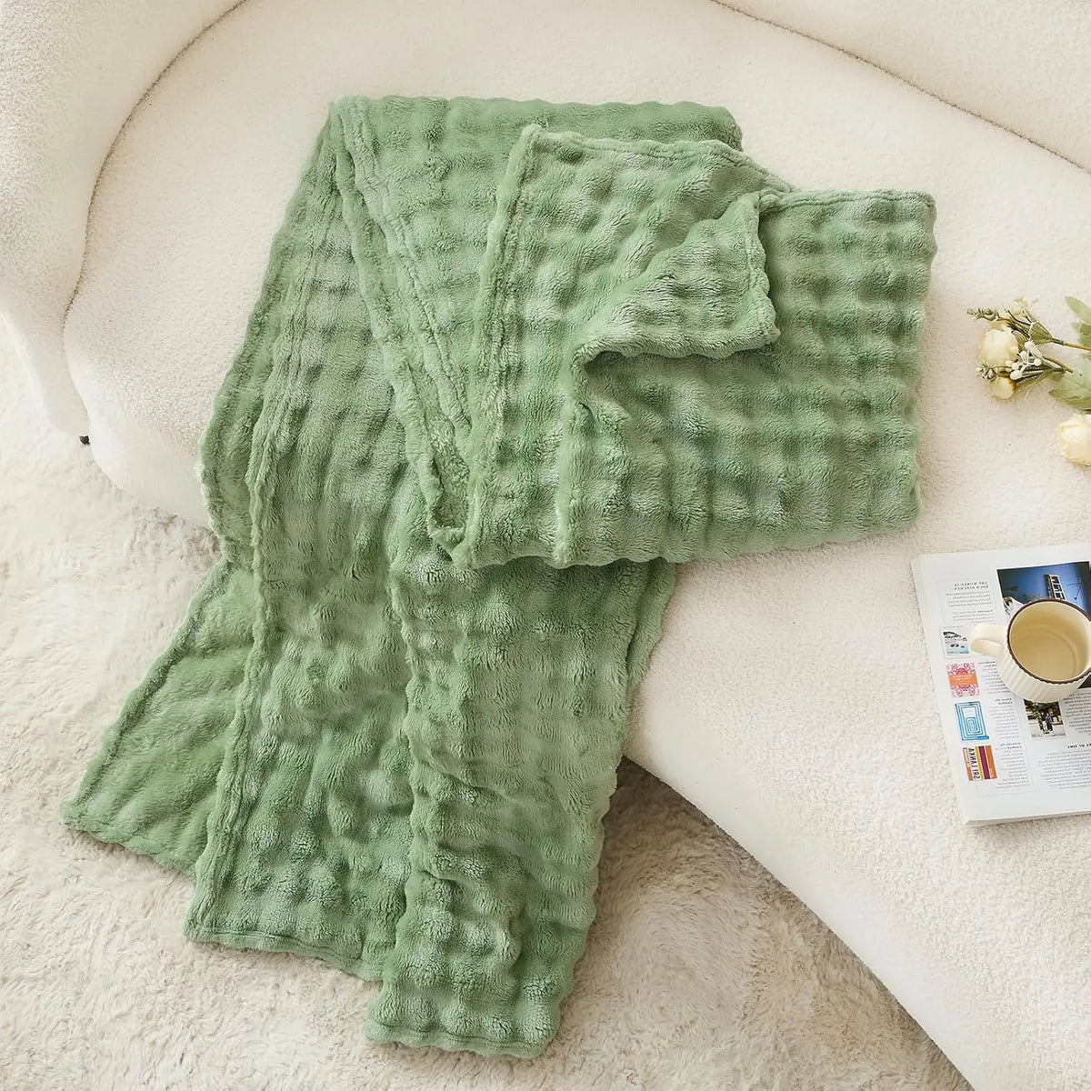 3D Bubble White Plush Fleece Throw Blanket